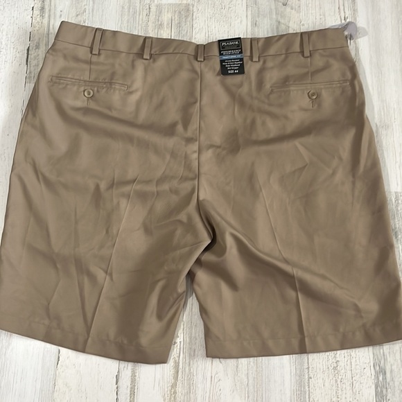 Jos A Bank Traveler Shorts Size 44 NWT - Picture 2 of 8